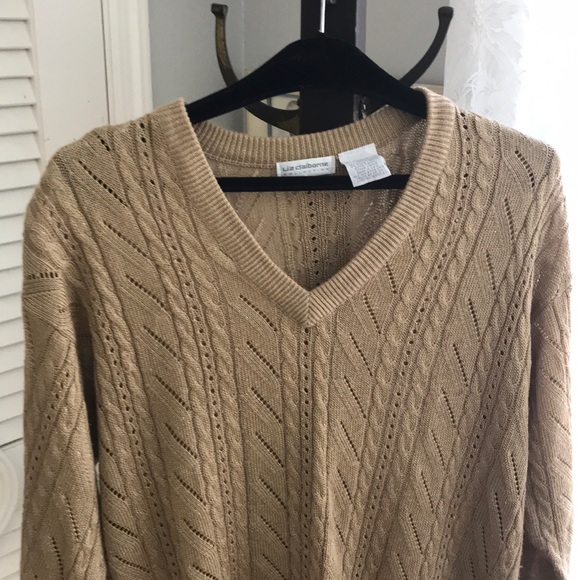 Liz Claiborne vintage sweater. Large - Picture 2 of 5